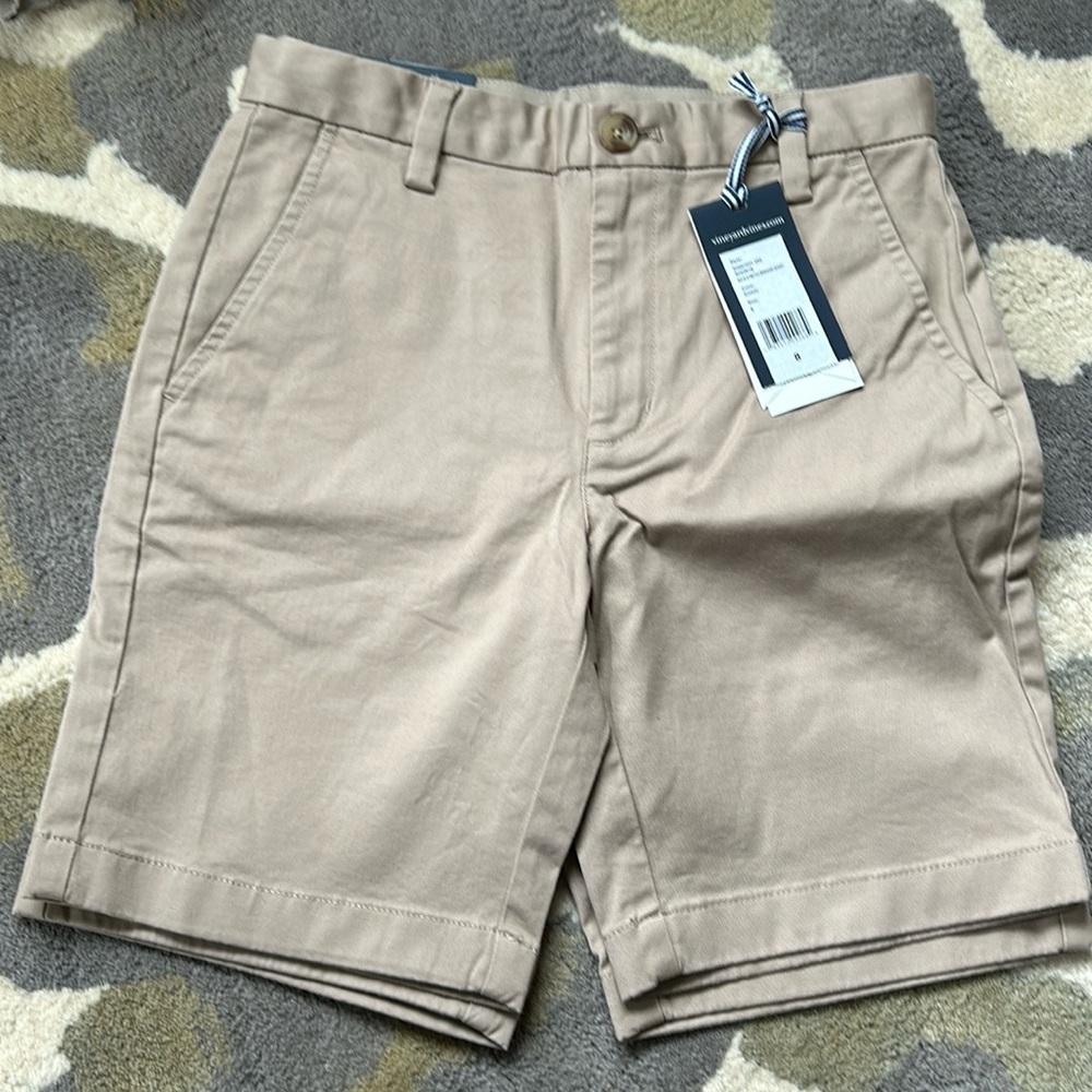Vineyard vines breaker short size 8 NWT
